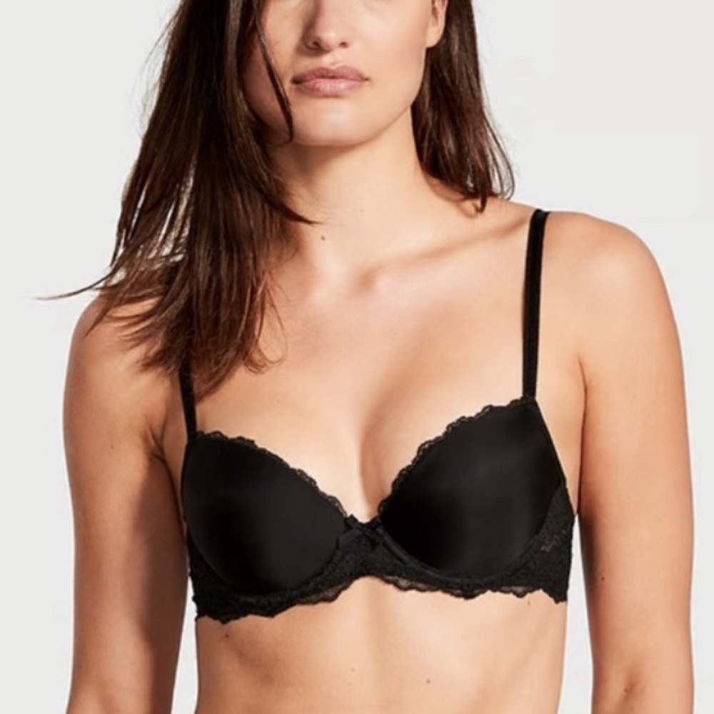 (NWOT) VICTORIA’S SECRET Dream Angels Black Lined Demi Bra
